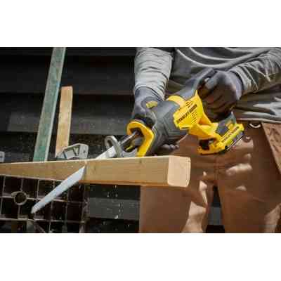 Сабельная пила Stanley FatMax,18V(V20)Li-Ion, 3000 ход/мин,величина хода 25 мм (Без АКБ и ЗУ) (SFMCS300B) Винница