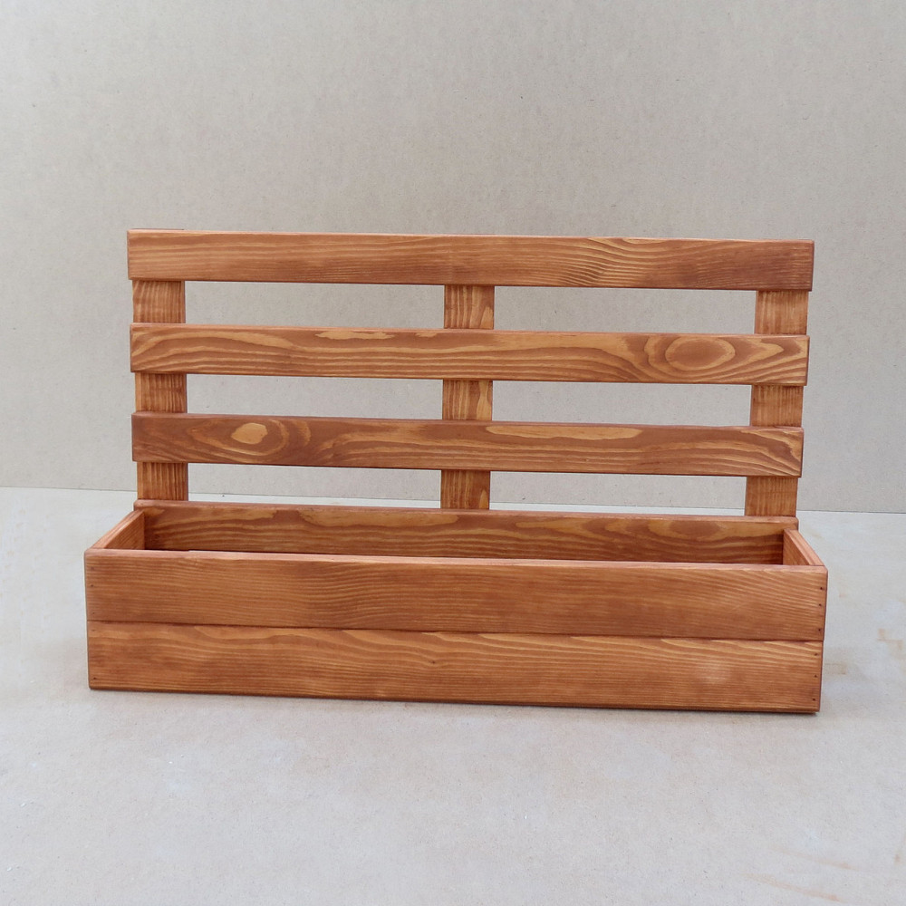 Полка настенная для цветов 