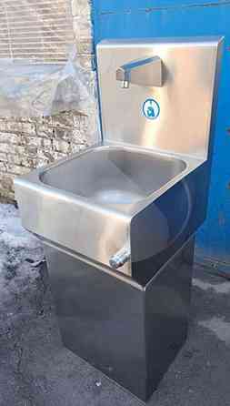 Умывальник с мех. клапаном на одну секцию с тумбой 450x505x1450 мм Киев