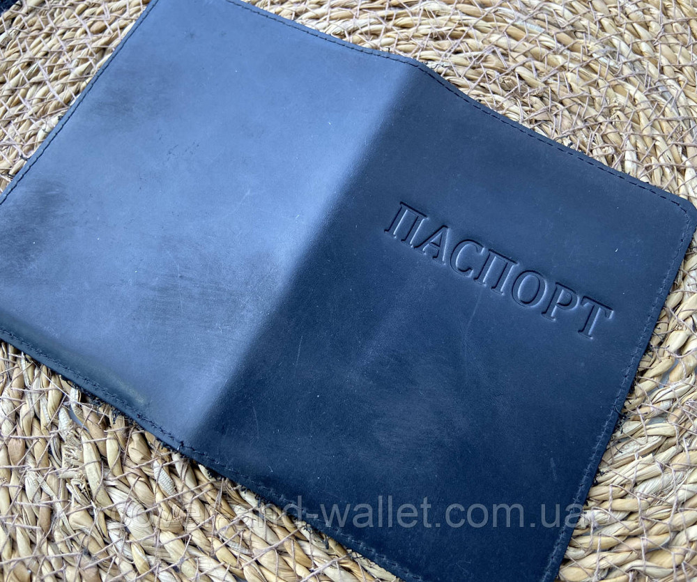 Обкладинка для паспорта з вінтажної шкіри чорного кольору ST Leather Київ - фото 3