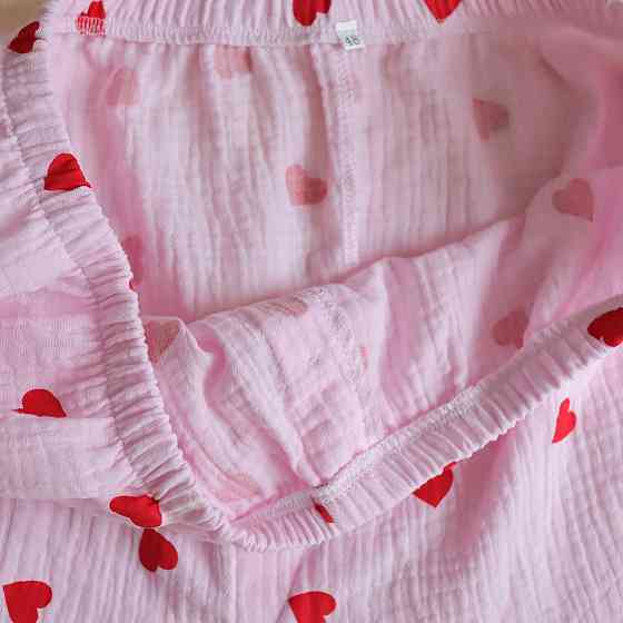 Муслінові чоловічі труси-шорти рожеві з червоними сердечками Кам'янець-Подільський