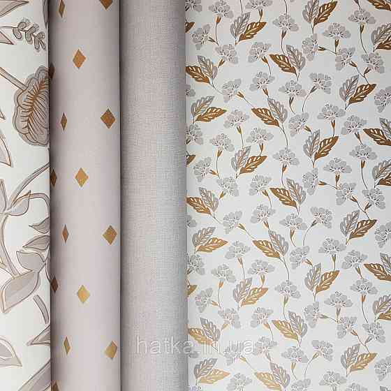 Шпалери вінілові на флізелін Caselio Mystery 0.53х10 м маленькі яскраві квіти листя сірі золотисті на білому Київ