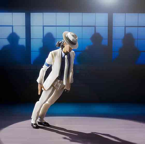 Фігурка Майкла Джексона — рухома action-статуетка в білому костюмі, 20 точок артикуляції, 15 см Київ