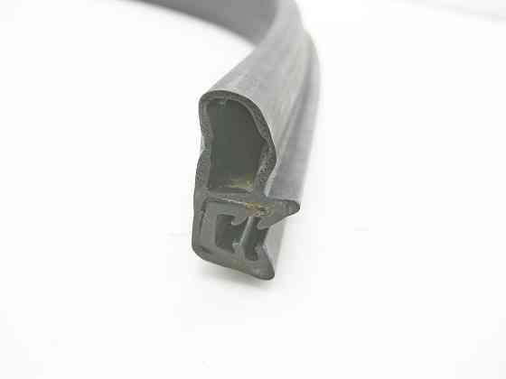 Mercedes-Benz  A1178870098 Гумовий ущільнювач підкапотний на передній настановній панелі CLA Shooting Brake X117 CLA C117 Одеса