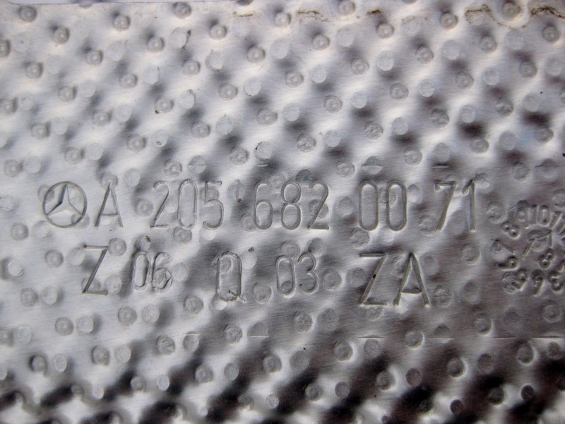 Mercedes-Benz  A2056820071 Захисний екран на правому ланжероні над каталізатором E-Class W213 C238 C-Class W205 CLS C257 Одеса - фото 3