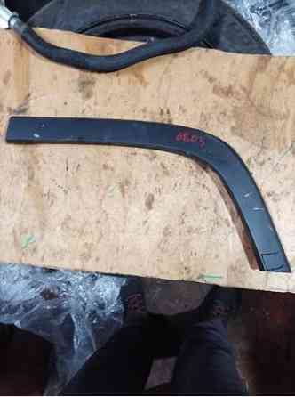 68210317AC накладка крила зад права Коломыя