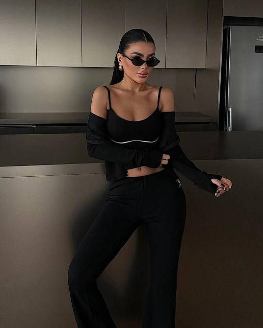 Жіночий стильний повсякденний костюм-трійка з мікродайвінгу Чорний, 42/44 Одеса - фото 1