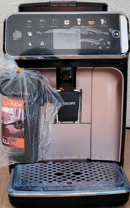 Кавомашина автоматична Philips Series 5400 Київ - фото 4