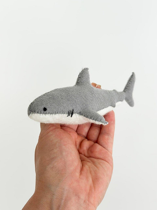 Мягкая фетровая игрушка акула ручной работы – безопасная развивающая игрушка Киев - изображение 1