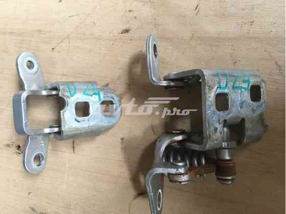 824213VA0A Петля двері верхня зад лев Jeep Compass 11-16 Коломыя