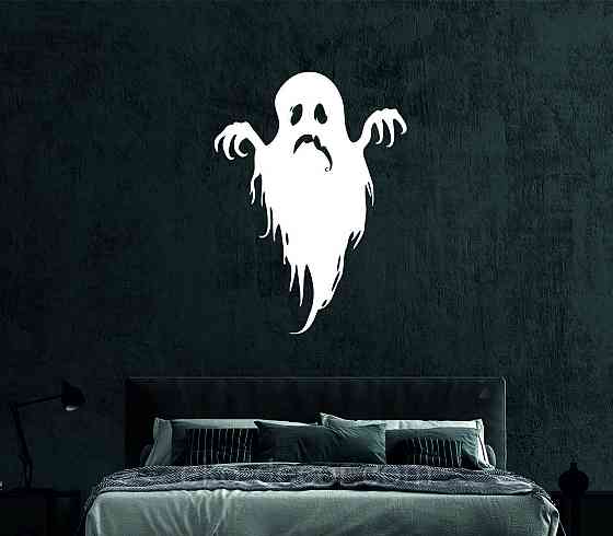 Декоративне настінне Панно «Привид», Декор на стіну 70*51 см, Білий Київ