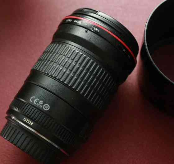 Об'єктив: Canon 135mm. F2 USM L. Київ