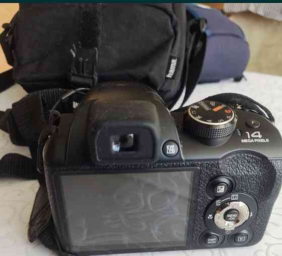 Фотоаппарат: Fujifilm S 4500. Киев