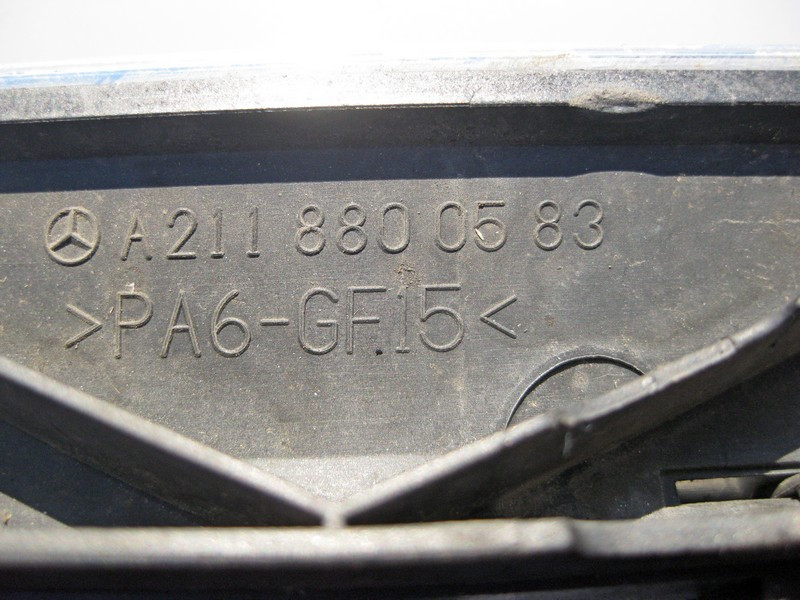 Mercedes-Benz  A2118800583 9040 Решітка радіатора, відшарувався хром зліва 2см. E-Class W211 Одесса - изображение 6