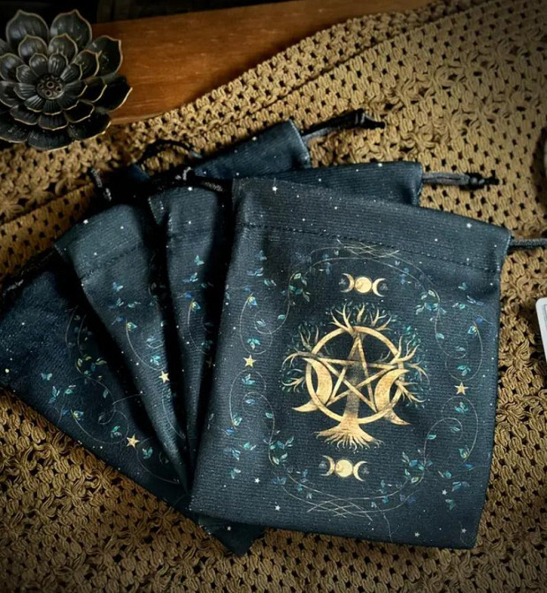 Черный бархатный мешочек для Таро с лунным деревом Магическая сумочка для рун и амулетов 17.5×14 см Киев - изображение 4