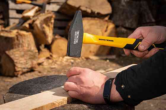 Молоток слюсарний MASTERTOOL 1000 г HRC 50 рукоятка фібергласова 320 мм 02-0910 Коломыя