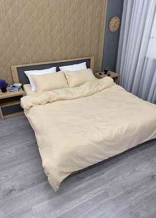 Комплект постельного белья Страйп-сатин Семейный с простыней на резинке 180х200х25, 2 пододеяльника 150х200, 2 наволочки 70х70 Кремовый (88-222) Киев