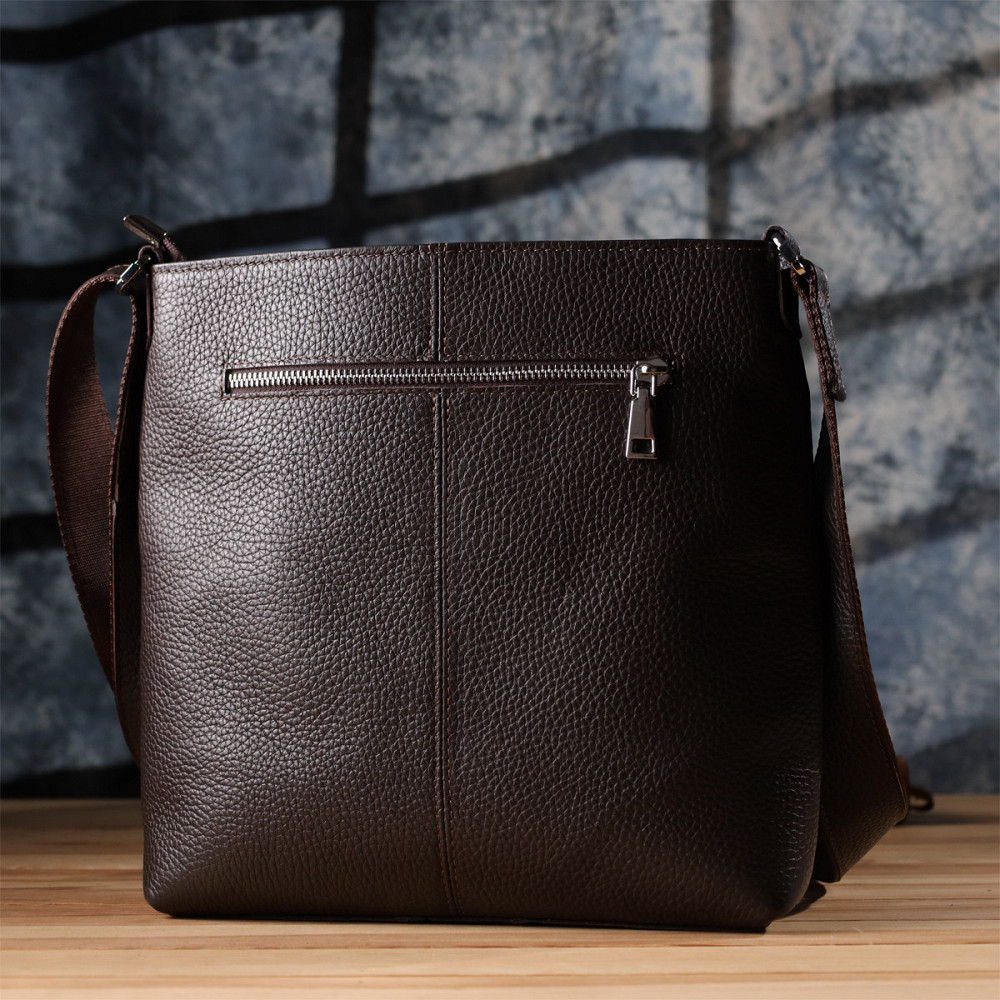 Стильна сумка через плече для чоловіків із натуральної шкіри GRANDE PELLE 22884 Коричневий Київ - фото 10