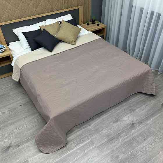 Покрывало двустороннее Decorator Microfiber листья 180х215 см серо-коричневый с бежевым (85-095) Киев