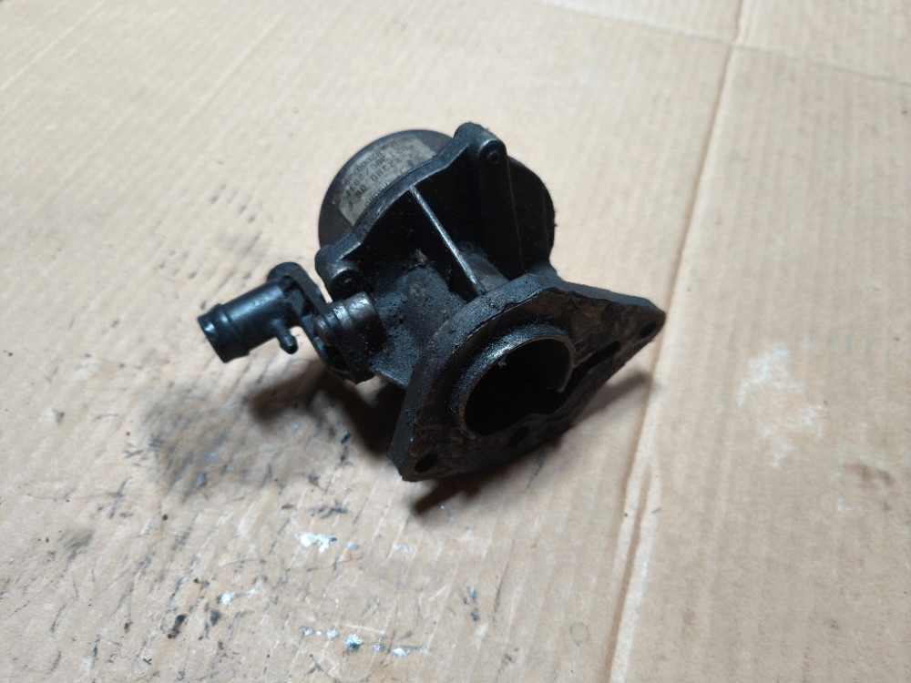 Вакуумний насос Nissan Primastar 1.9 dci 2001-2006 (8200072985) Ковель - изображение 1