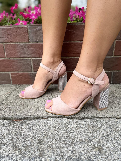 PLPS Босоніжки жіночі пудрові PLPS 285-3 з еко-замші на стійких підборах / Босоніжки на літо р. Коломия - фото 6