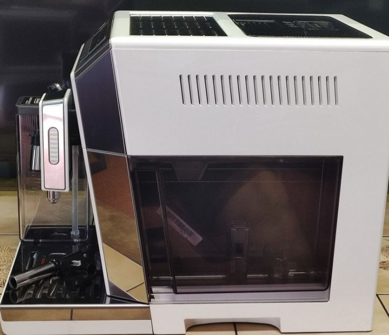Кофемашина Delonghi Elatta TOP / Latte Cappuccino / ECAM 45.366. Киев - изображение 8