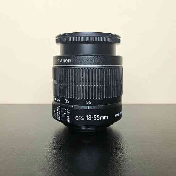 Об'єктив Canon EF-S 18-55 мм Клевань