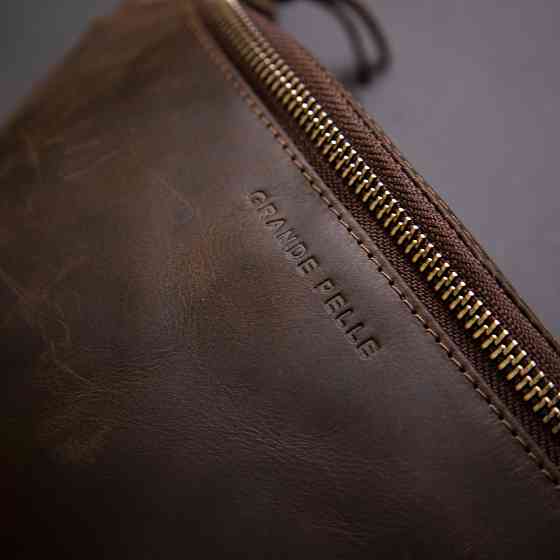 Бананка в винтажной коже Коричневая (GRANDE PELLE) Киев