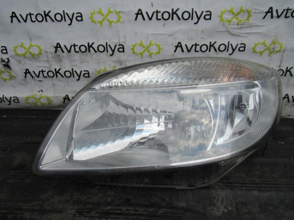 Фара ліва Skoda Fabia II 2007-2010 Ковель - фото 1