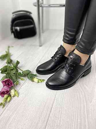 Туфлі жіночі D and V чорні натуральна шкіра 38 (2240) Коломия