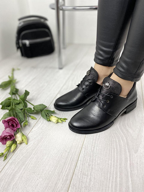 Туфлі жіночі D and V чорні натуральна шкіра 38 (2240) Коломия - фото 1