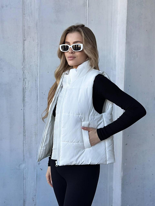 Жіноча тепла жилетка на блискавці плащівка емі на силіконі Одеса - фото 6