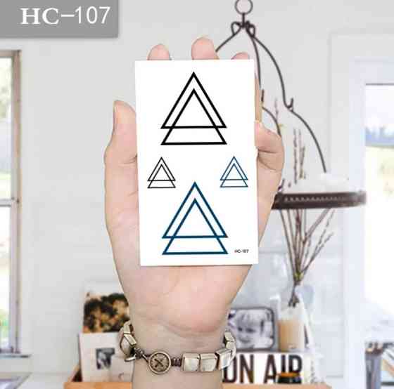 Переводна татуировка Геометричні трикутники 10 на 6 см чорно-синій Київ