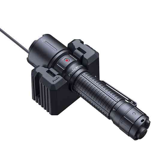Фонарь профессиональный Fenix WF26R с магнитной зарядкой Киев