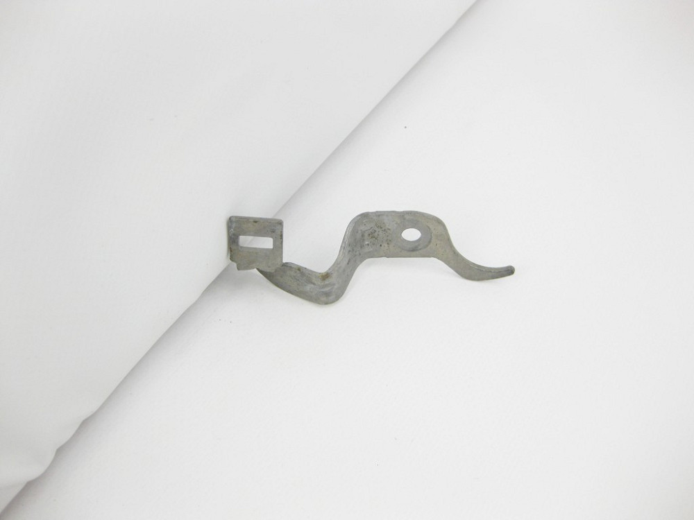 Mercedes-Benz  A6510940941 Кронштейн проводки на вакуумному ресивері для двигуна OM651 R4 2.2 cdi E-Class W212 C207 C-Class W204 CLS C218 Vito Sprinte Одеса - фото 7