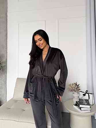 Женский стильный домашний велюровый комплект тройка Графит Одесса