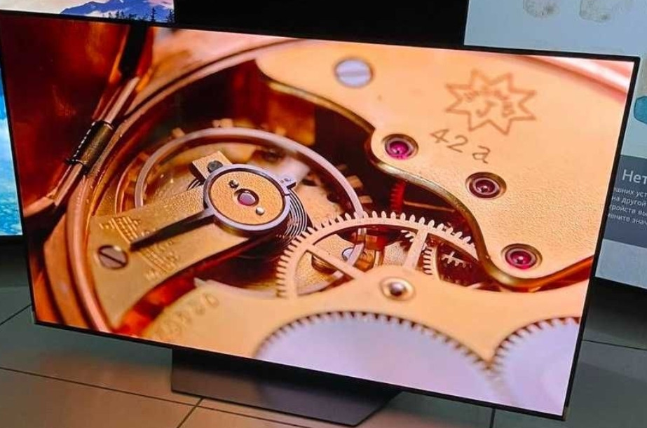 Телевизор Безрамный: 55