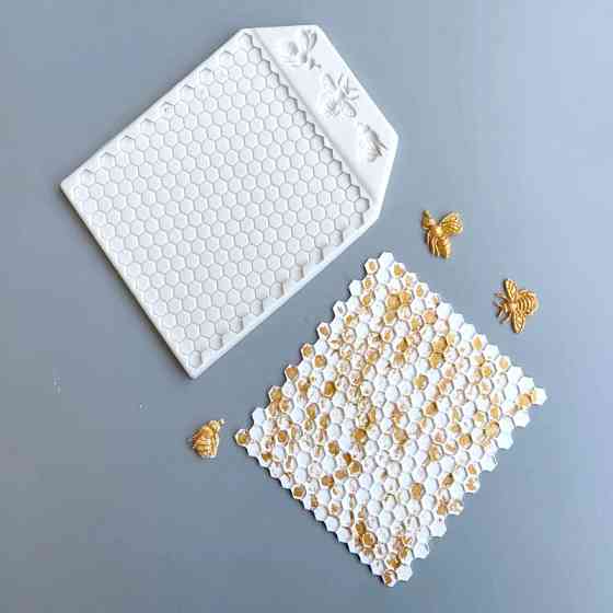 Молд силіконовий Бджола та соти 13 на 17 см сірий Київ