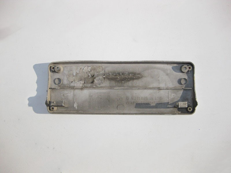 Mercedes-Benz  A2118850981 Подіум - накладка номерного знака E-Class W211 до рестайлу Одеса - фото 2