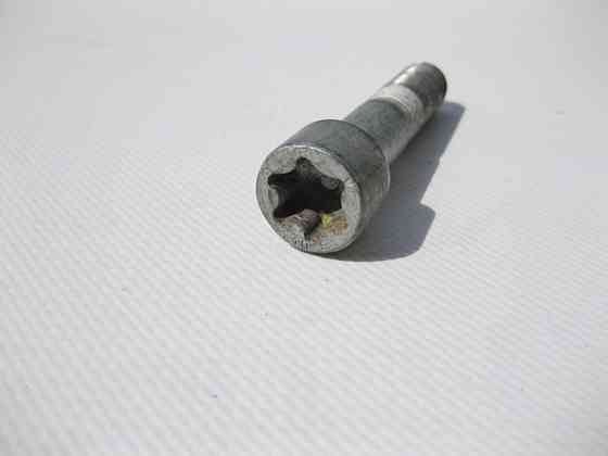 Mercedes-Benz  A0009909306 Болт карданного валу M12 x 1.5мм x 55мм E-Class W213 C238 GLC X253 C253 GLE C292 Одесса