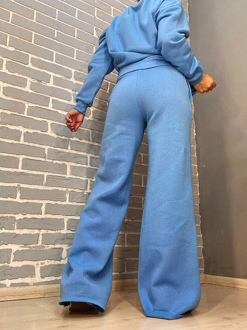 Штаны женские Quzen 388 брюки спортивные палаццо широкие свободные от бедра утепленные на флисе голубые, голубой, M Киев - изображение 2