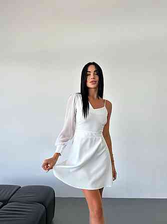 Женское праздничное мини платье на одно плечо костюмка с шифоновыми рукавами Белый, 46 Одесса