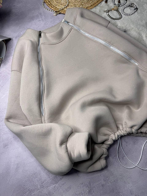 Жіноча стильна тепла об'ємна худі турецька треніт на флісі Бежевий Одеса - фото 5
