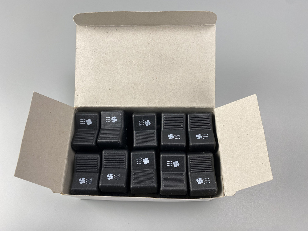 Перемикач (клавіша) вентилятора отопітеля МТЗ Мукачево - фото 10