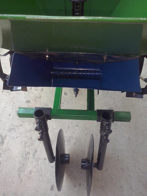 Картофелесажалка для мотоблока ТМ АРА (35 л, бункер для удобрений) Харьков - изображение 7