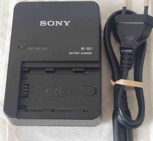 Зарядное устройство: Sony BC-QZ1. Киев - изображение 1