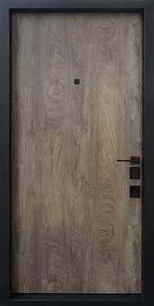 Двері вхідні металеві Страж Tera S New 950х2040 мм спил дерева коньячний Праві Київ