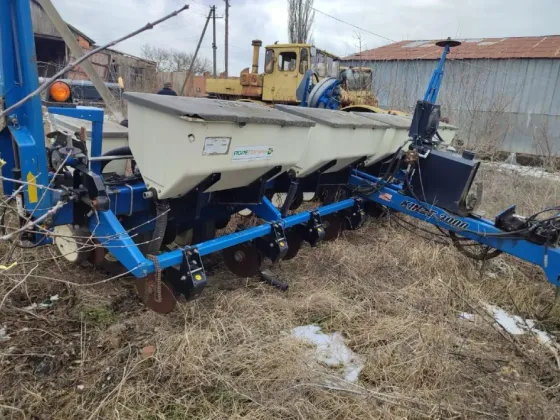 Сеялка Kinze 3000 пневматическая Днепр