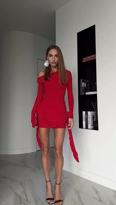 Жіноча стильна мінісукня з драпіруванням і трояндами трикотаж масло червона, 42/44 Одеса - фото 1