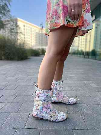 Nivelle Жіночі черевики NIVELLE примула біла шкіра натуральна висота 21см обхват 32-34см устілк Коломыя